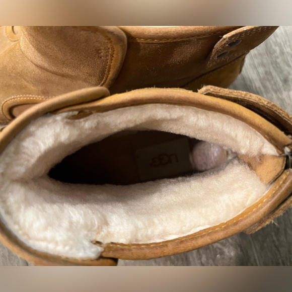 UGG WOMEN CHESTNUT SUEDE LAURELLE SHERPA LINED ANKLE BOOT UGG BOOTS SIZE 9 - Picture 5 of 8